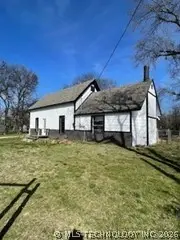 1501 E Cherokee Street, Wagoner, OK 74467 - #2