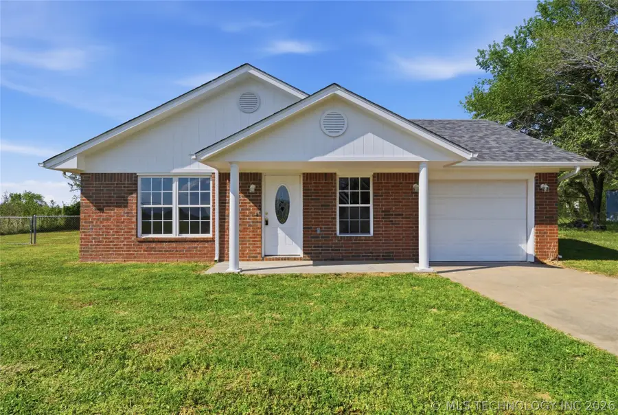 511 W Cemetery Road, Oktaha, OK 74450 - #2