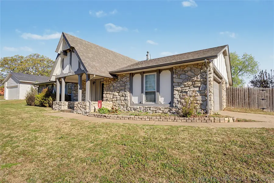 1405 W Young Street, Tulsa, OK 74127 - #2