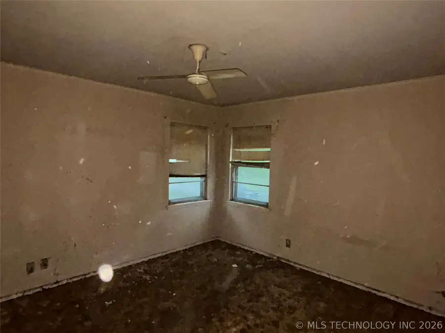 1913 W 50th Street, Tulsa, OK 74107 - #2