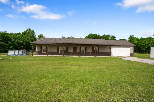17600 S 385th East Avenue, Porter, OK 74454