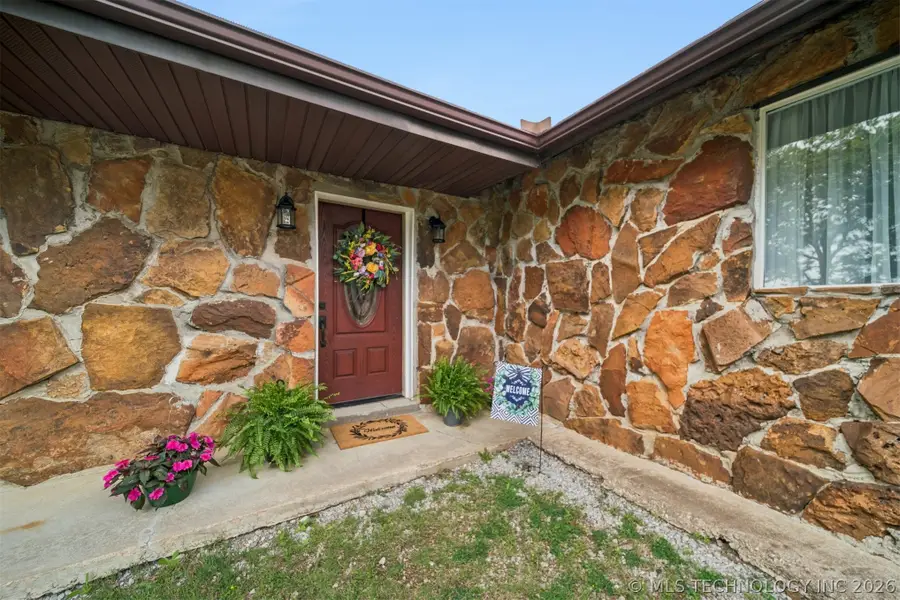 5807 Arrowhead Drive, Sand Springs, OK 74063 - #2