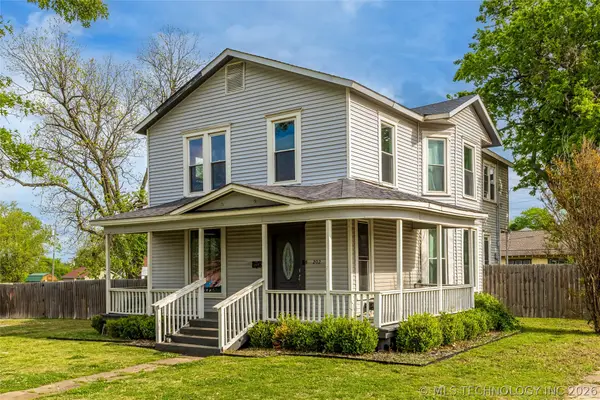 202 W 4th Street, Claremore, OK 74017