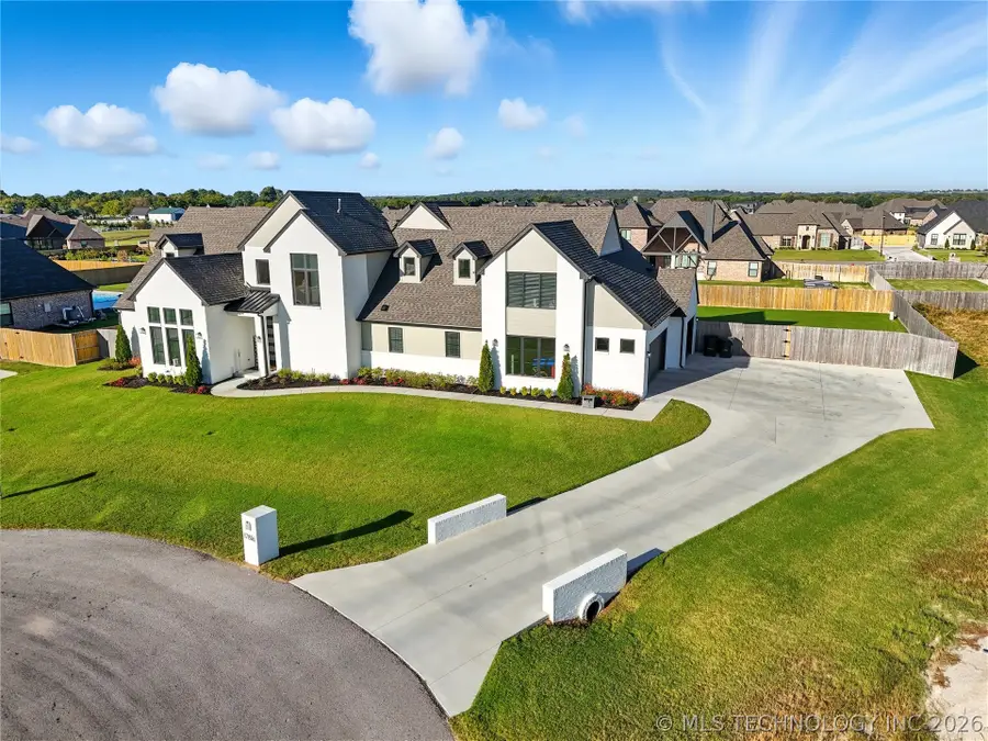 17816 S 47th East Avenue, Bixby, OK 74008 - #2