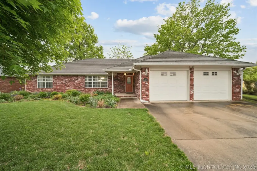 616 Grove Crest Road, Pryor, OK 74361 - #2