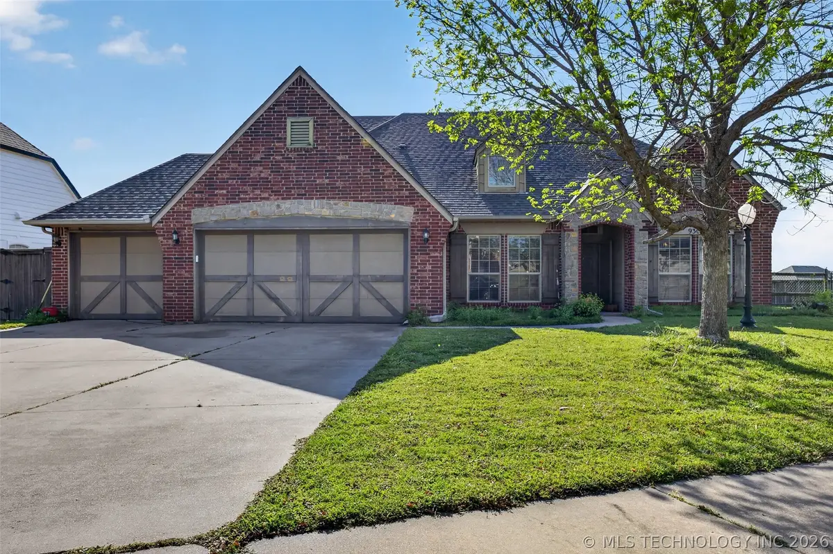 9302 N 98th East Court, Owasso, OK 74055 - #1