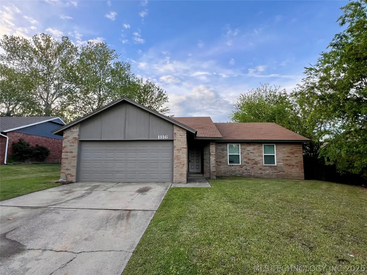 1116 W Birmingham Street, Broken Arrow, OK 74011 - #1