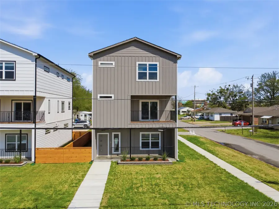 200 W Houston Street, Broken Arrow, OK 74014 - #2