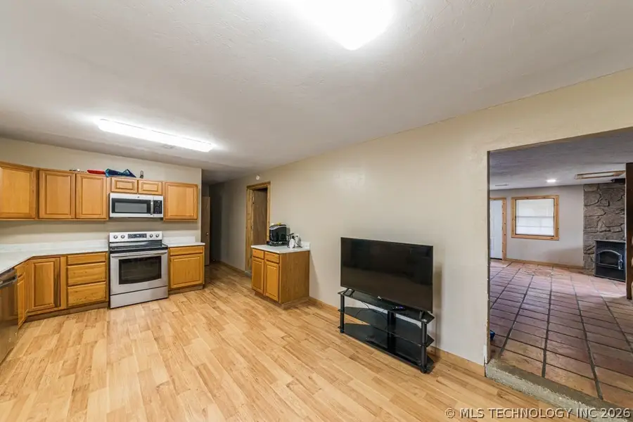 6909 E 6th Avenue, Stillwater, OK 74074 - #2