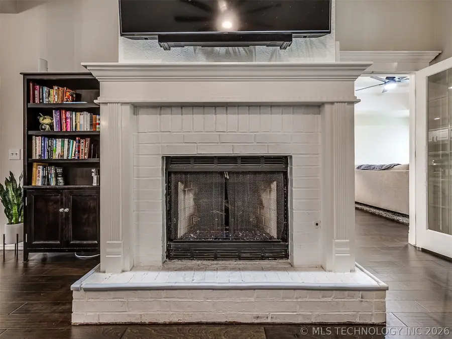 9208 N 132nd East Avenue, Owasso, OK 74055 - #2