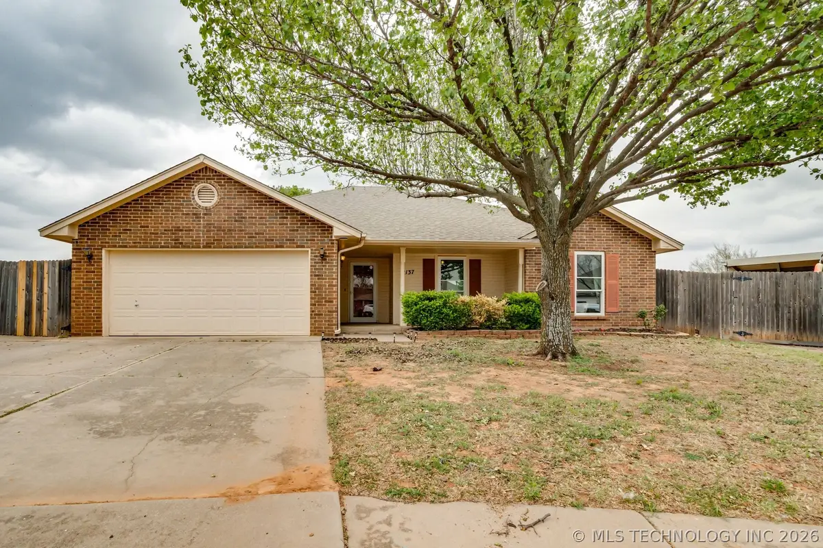 2137 NE 13th, Moore, OK 73160 - #1