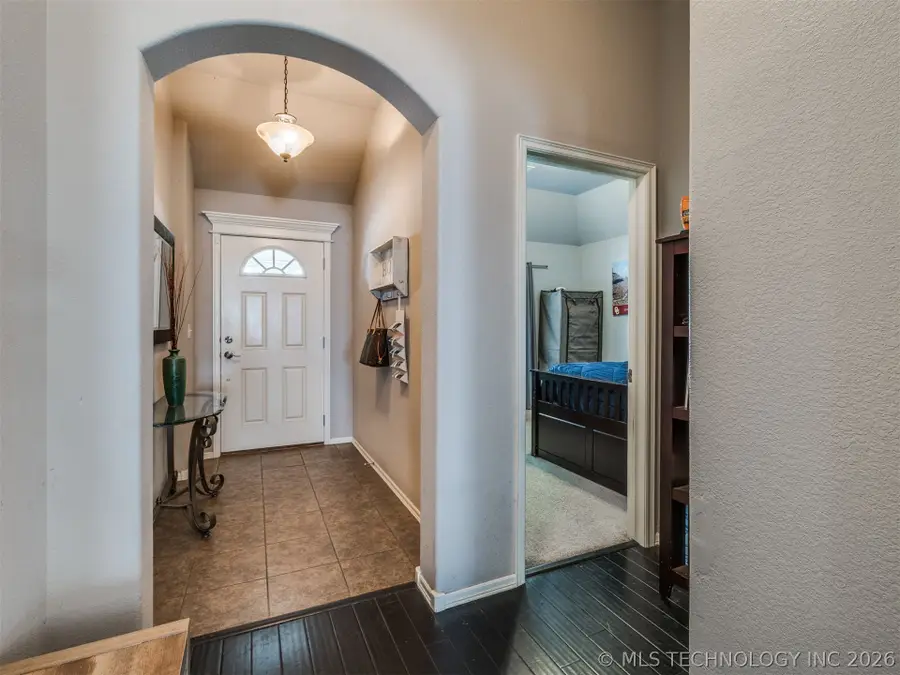 13696 S 86th East Avenue, Bixby, OK 74008 - #3