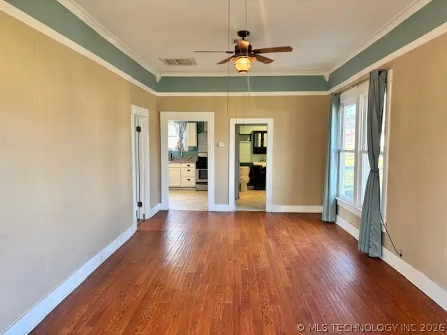 200 Indian Avenue, Eufaula, OK 74432 - #2