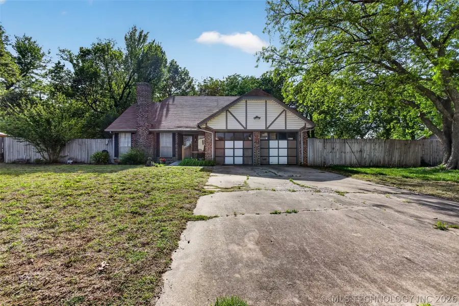 1031 S Brookview Lane, Mustang, OK 73064 - #3