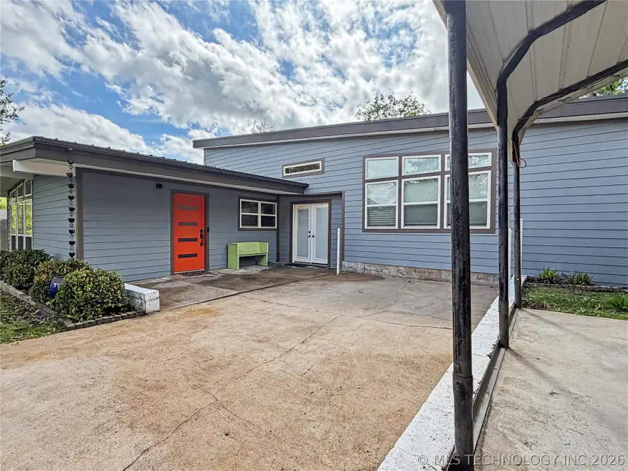 1002 Hillcrest Avenue, Tahlequah, OK 74464 - #3