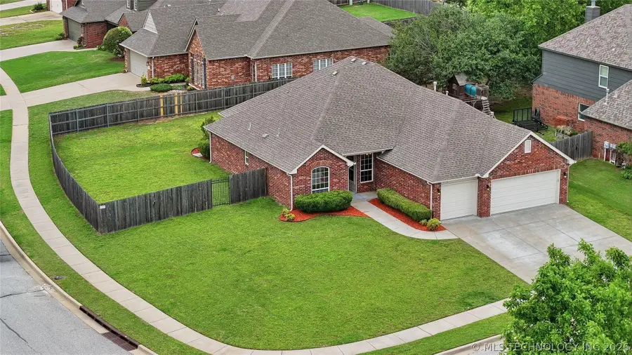 8116 S Elder Avenue, Broken Arrow, OK 74011 - #3