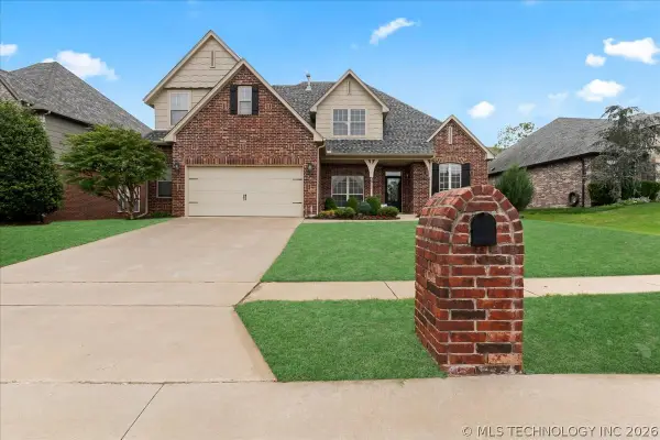 3915 S Tamarack Place, Broken Arrow, OK 74011