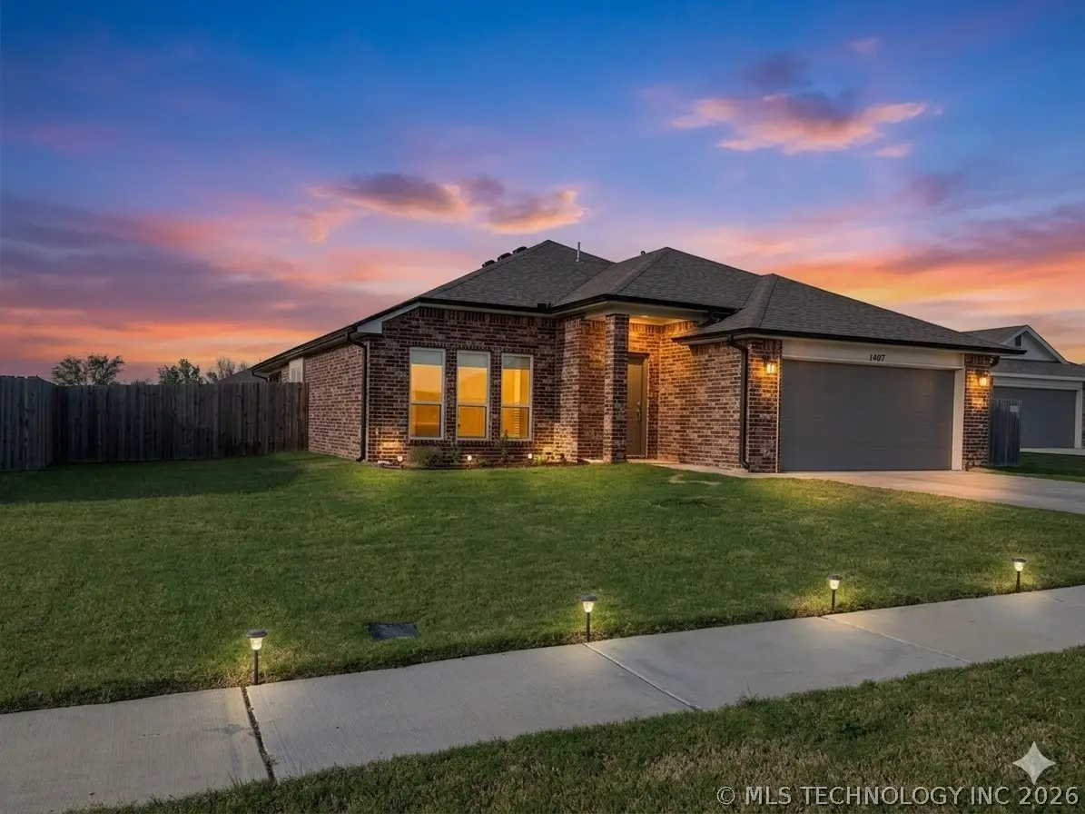 1407 E 150 Street S, Glenpool, OK 74033 - #1