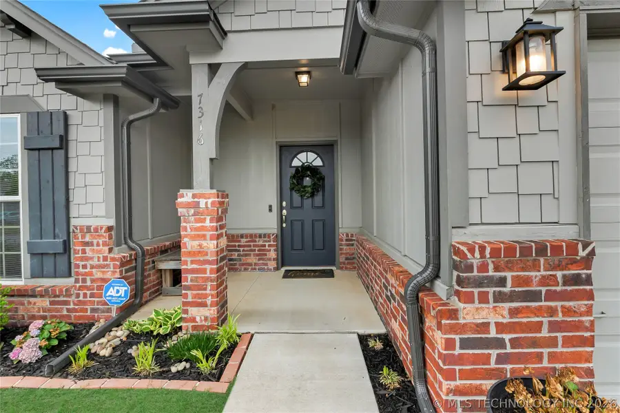 7316 S Joshua Avenue, Broken Arrow, OK 74011 - #2