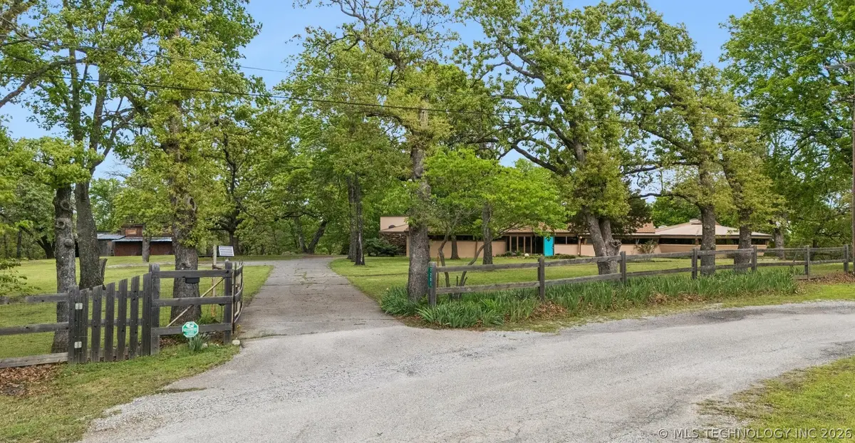 7201 E 576 Road, Catoosa, OK 74015 - #1