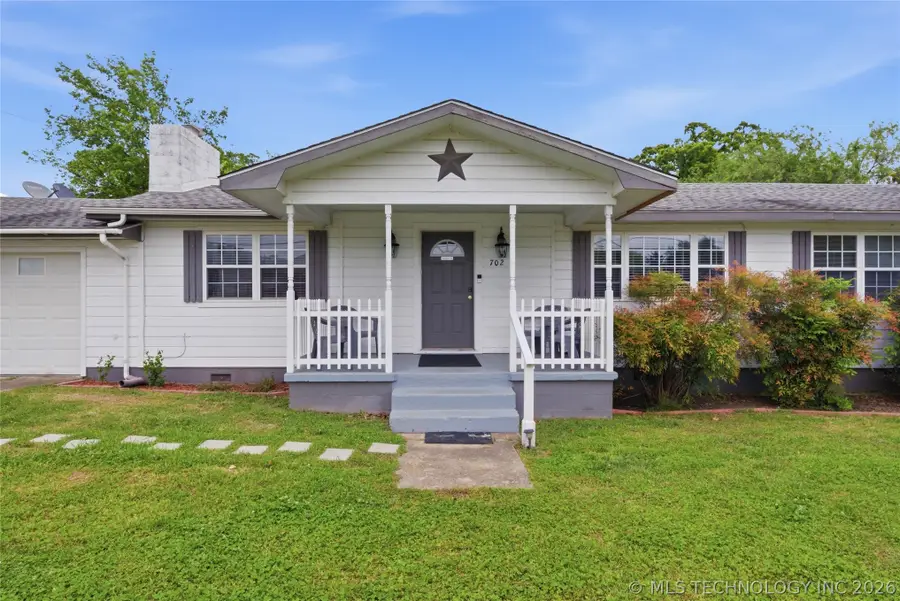 702 N Cherokee Street, Salina, OK 74365 - #2