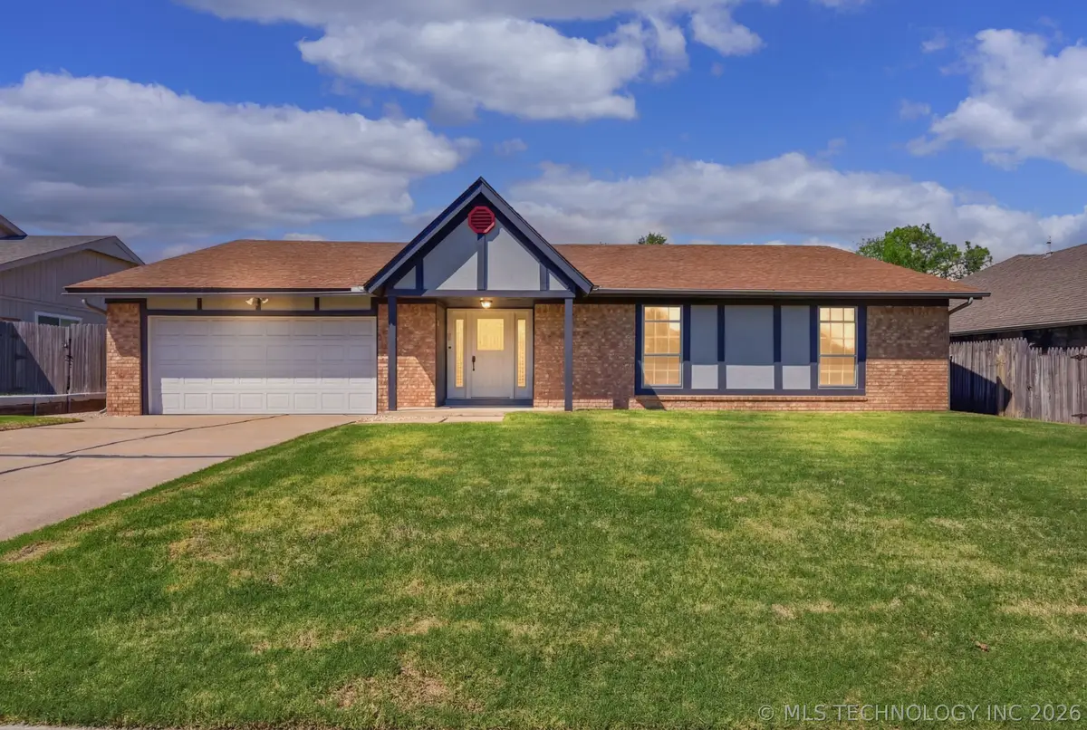 9027 E 60th Street, Tulsa, OK 74145 - #1