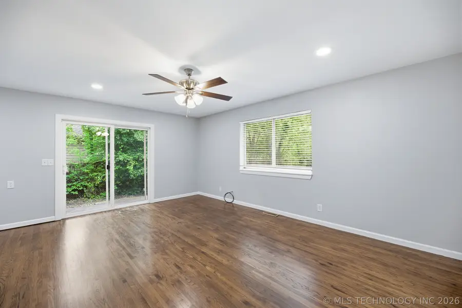 135 W Mill Avenue, Sapulpa, OK 74066 - #3