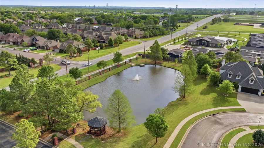 11202 S Madison Street, Jenks, OK 74037 - #3