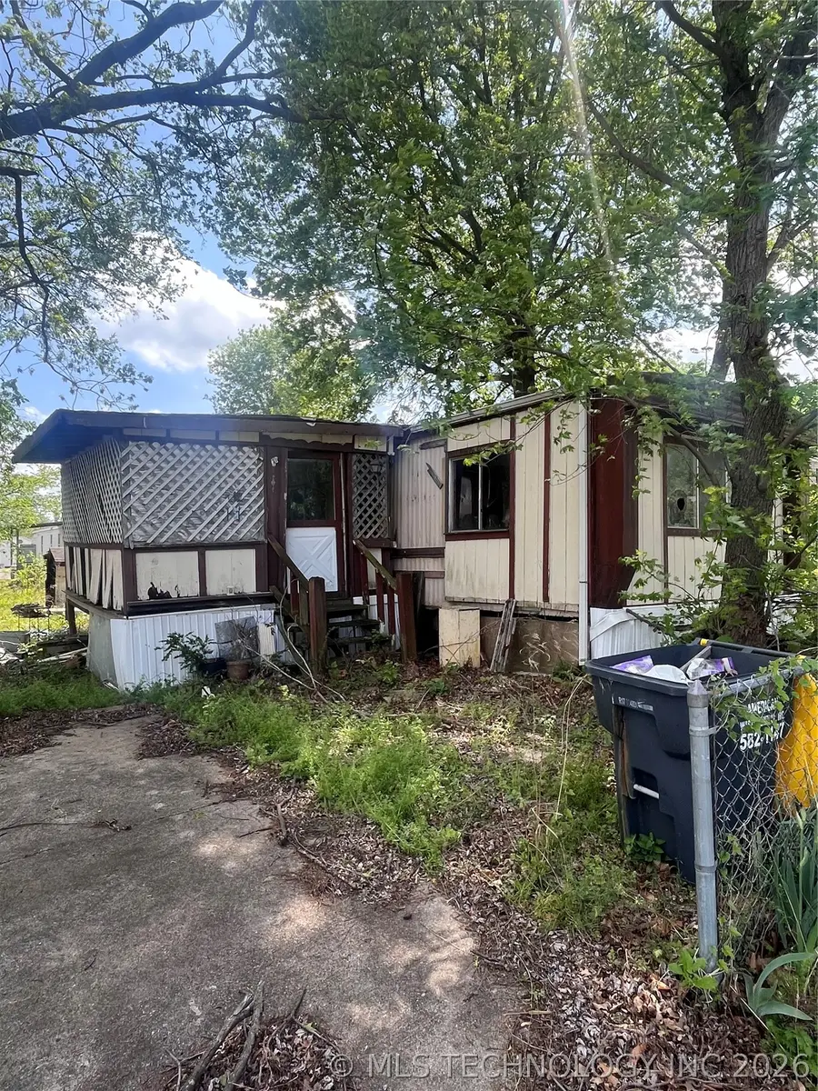 808 W 137th Street, Glenpool, OK 74033 - #2