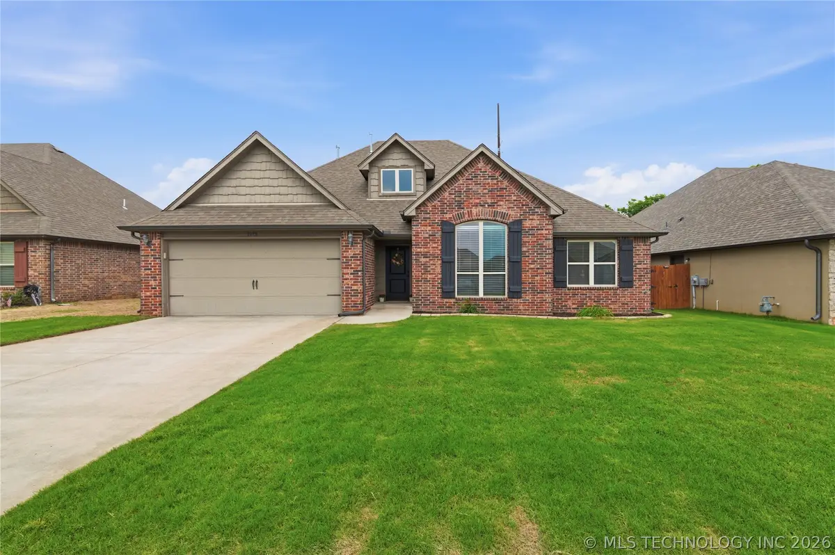 2425 S Maple Avenue, Broken Arrow, OK 74012 - #1