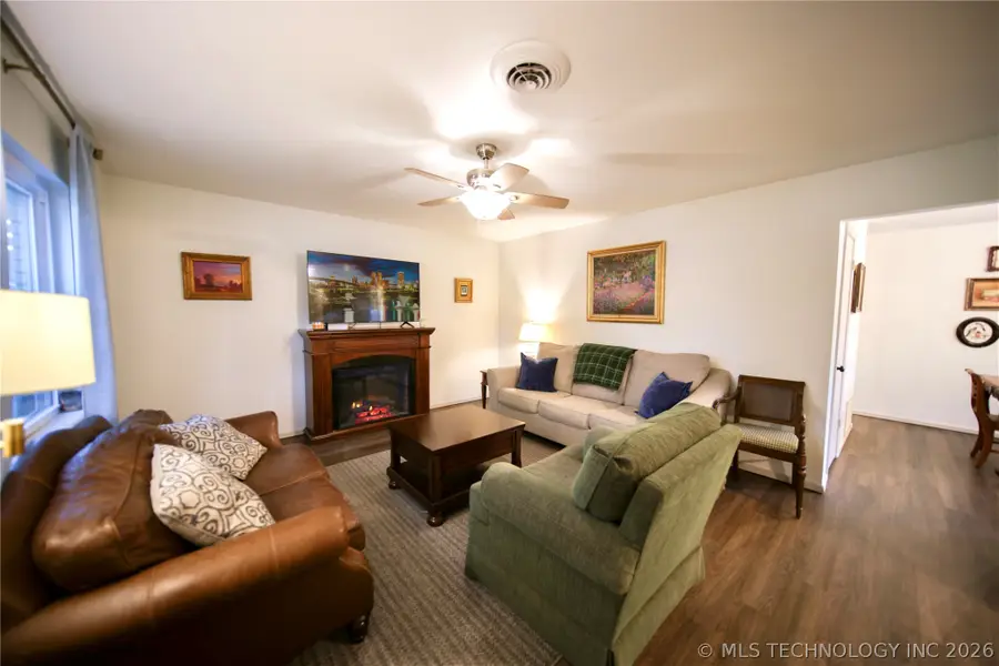 1117 W Atlanta Court, Broken Arrow, OK 74012 - #3