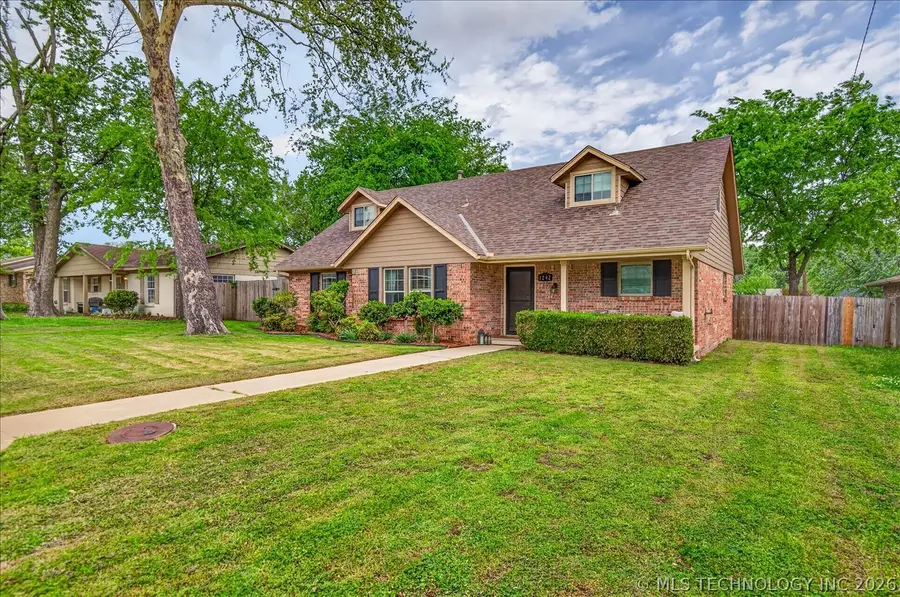 1242 May Lane, Bartlesville, OK 74006 - #2