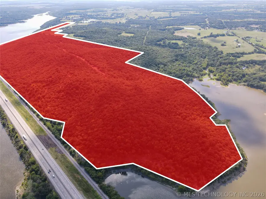 933 Higgins Road, North Central Pittsburg, OK 74442 - #2