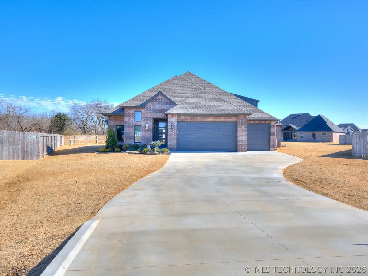 17827 S 48th East Avenue, Bixby, OK 74008 - #1