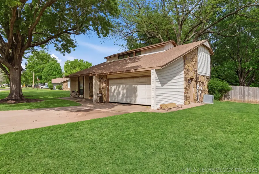 5505 S Ash Avenue, Broken Arrow, OK 74011 - #3