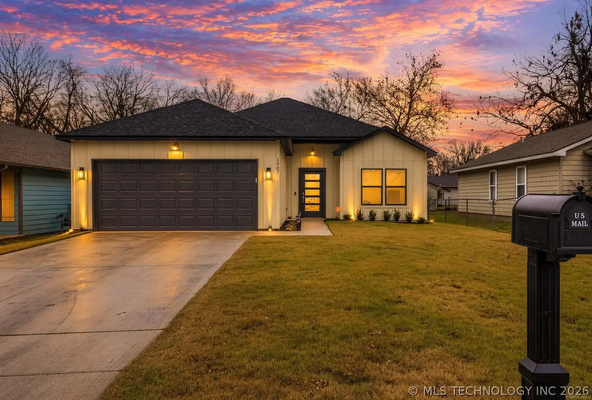 1907 E 27th Street N, Tulsa, OK 74110 - #1