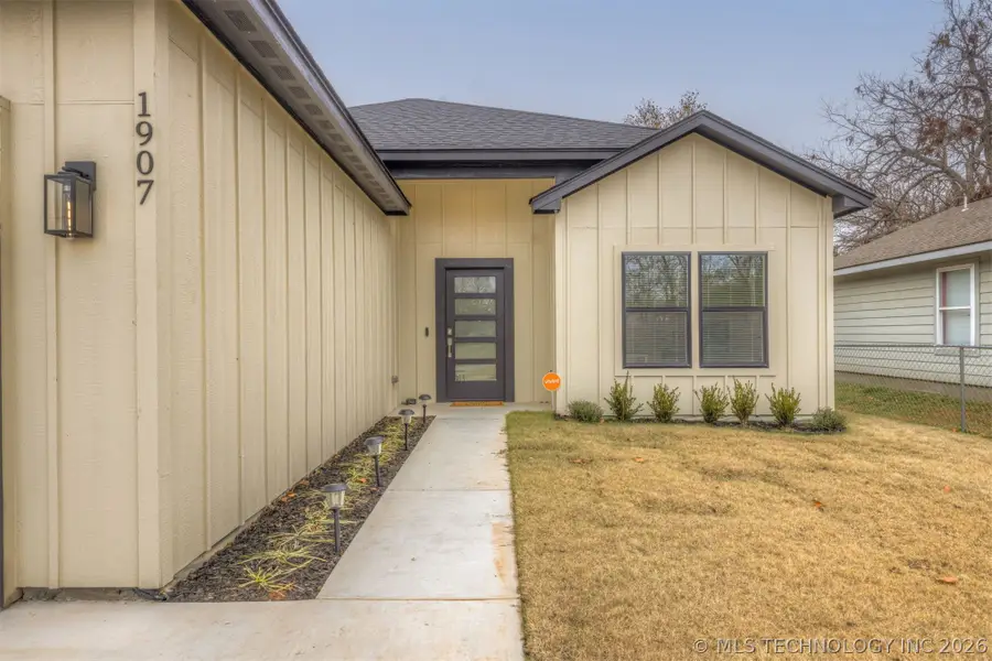 1907 E 27th Street N, Tulsa, OK 74110 - #2