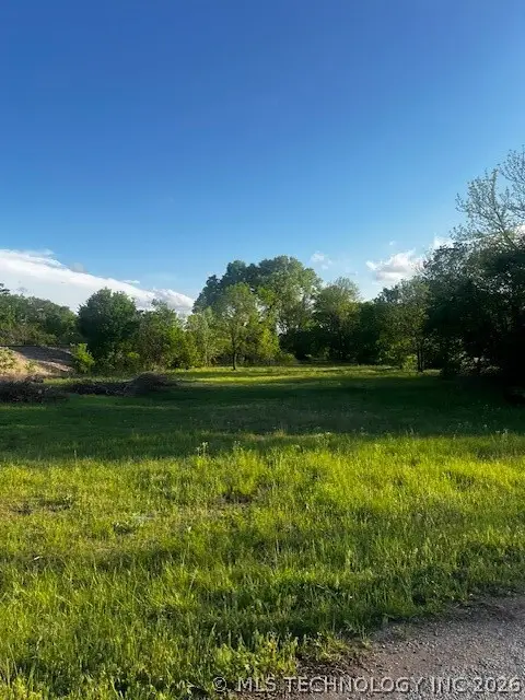 Maxine Avenue, Henryetta, OK 74437 - #2