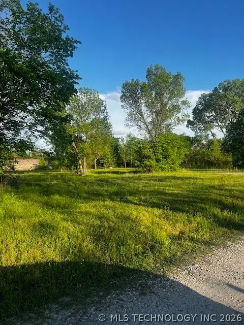 Maxine Avenue, Henryetta, OK 74437 - #3