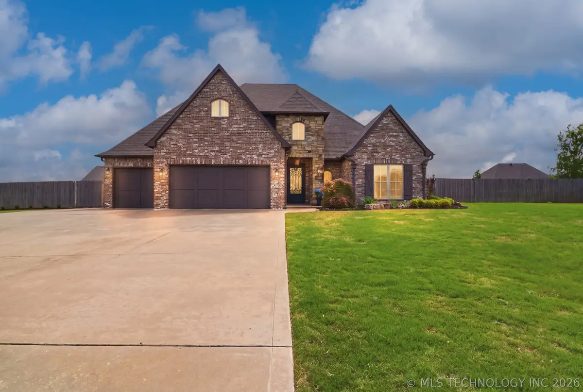 1956 E 172nd Street S, Mounds, OK 74047 - #1