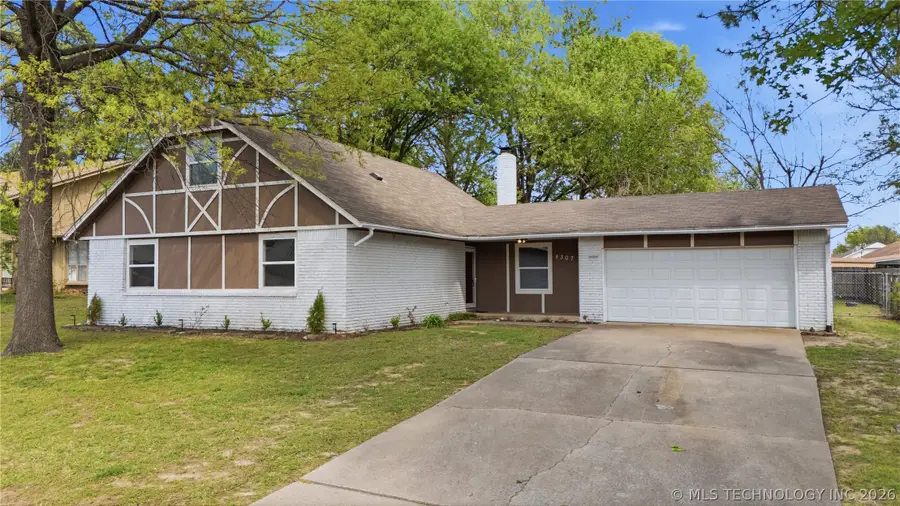 4307 S Hickory Place, Broken Arrow, OK 74011 - #2