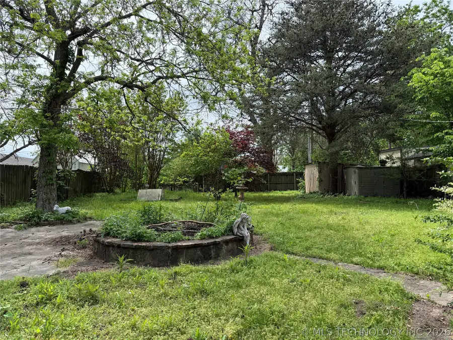 212 Belt, Eufaula, OK 74432 - #2