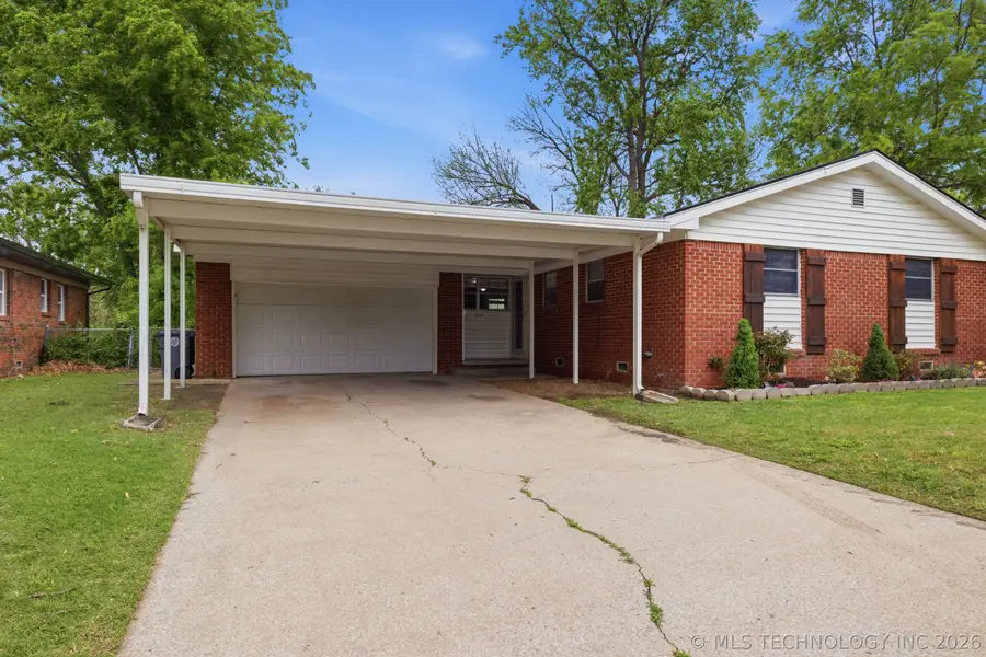 2741 S Hudson Avenue, Tulsa, OK 74114 - #2