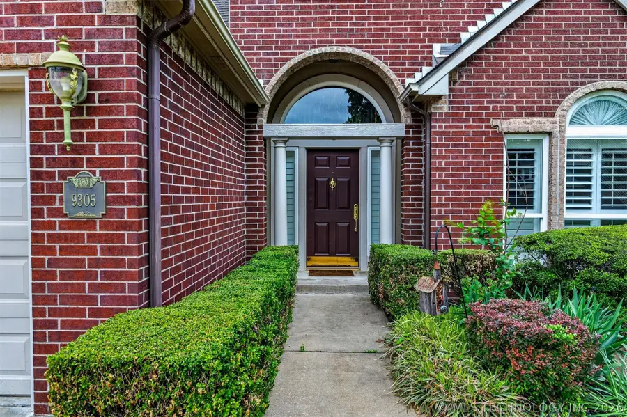 9305 N 101st East Avenue, Owasso, OK 74055 - #2