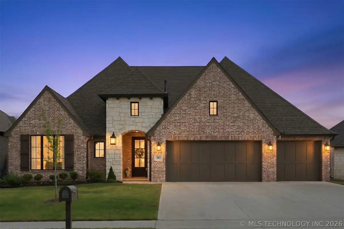 902 E 148th Place S, Glenpool, OK 74033 - #1