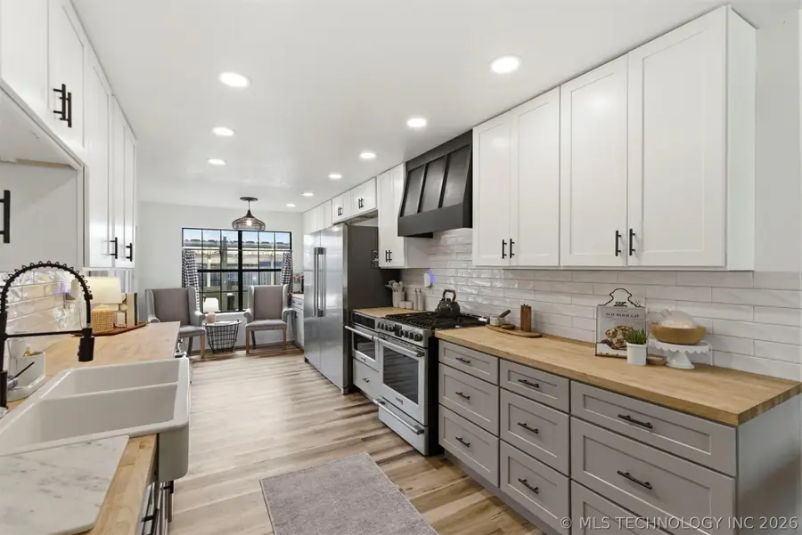 750 W 97th Place S, Jenks, OK 74037 - #3