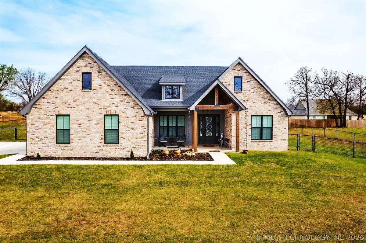 16860 W Sierra, Tahlequah, OK 74464 - #1