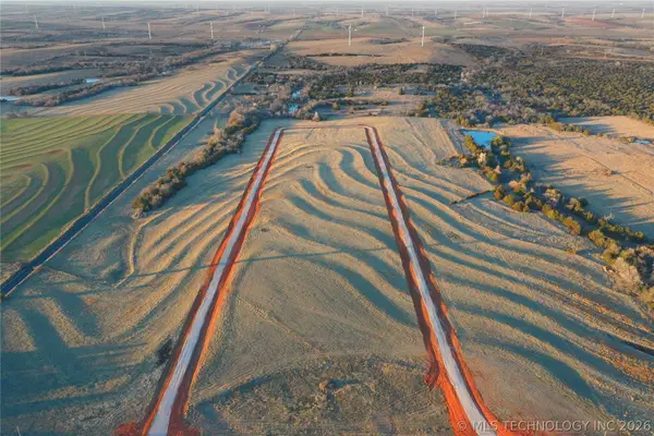 38 County Road 1200, Minco, OK 73059