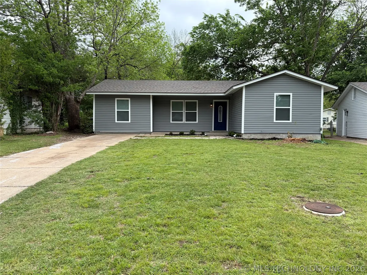 131 W Orleans Avenue, Sapulpa, OK 74066 - #1