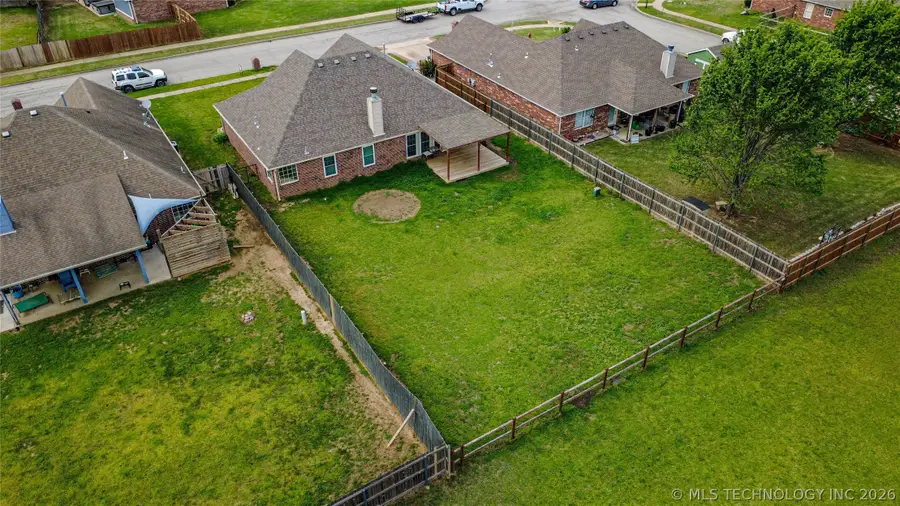 12129 N 108th Avenue E, Collinsville, OK 74021 - #3